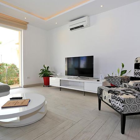 Villa Summer Dreams Apartments Murter Exterior photo