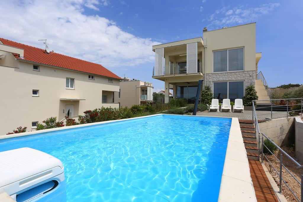 Villa Summer Dreams Apartments Murter Exterior photo